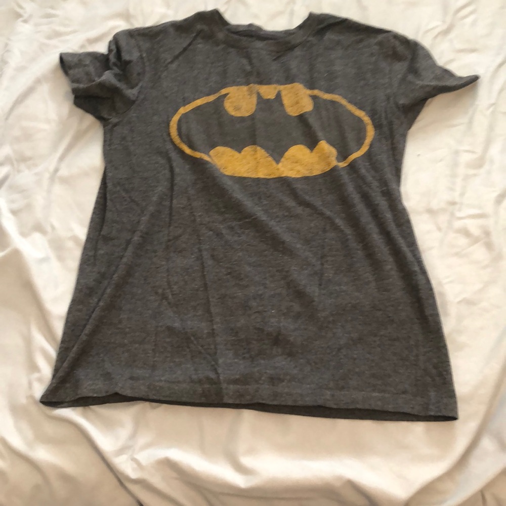 Collectible old nave Batman shirt
